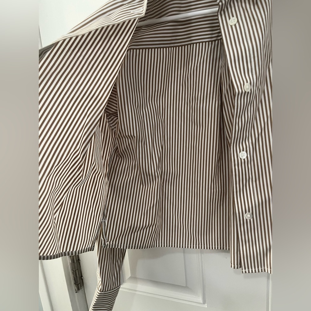 SOLD OUT NYC OVERSIZED THE CROPPED EVERYTHING SHIRT IN TRUFFLE MICRO STRIPE XS - Picture 8 of 10